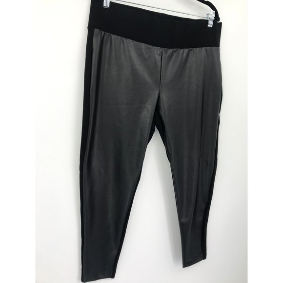 Torrid Faux Leather Ponte Pixie Pant Legging Black 2X - Picture 4 of 6